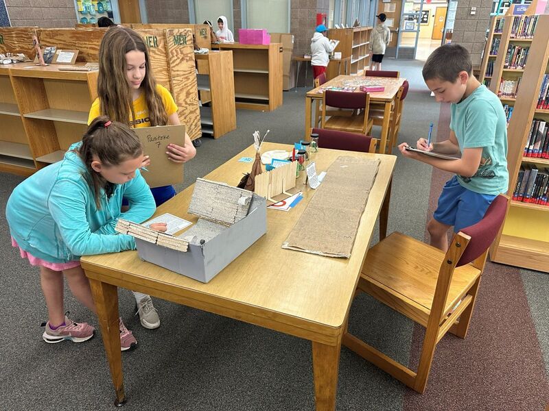SPMS fifth graders' artifacts displays