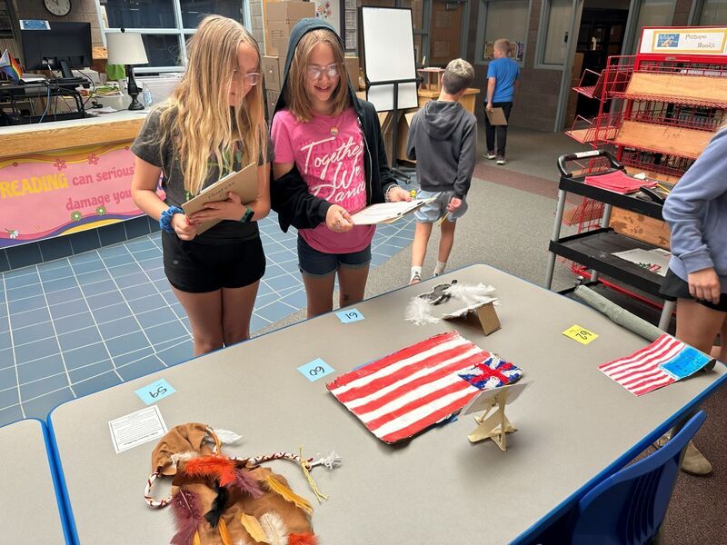 SPMS fifth graders' artifacts displays
