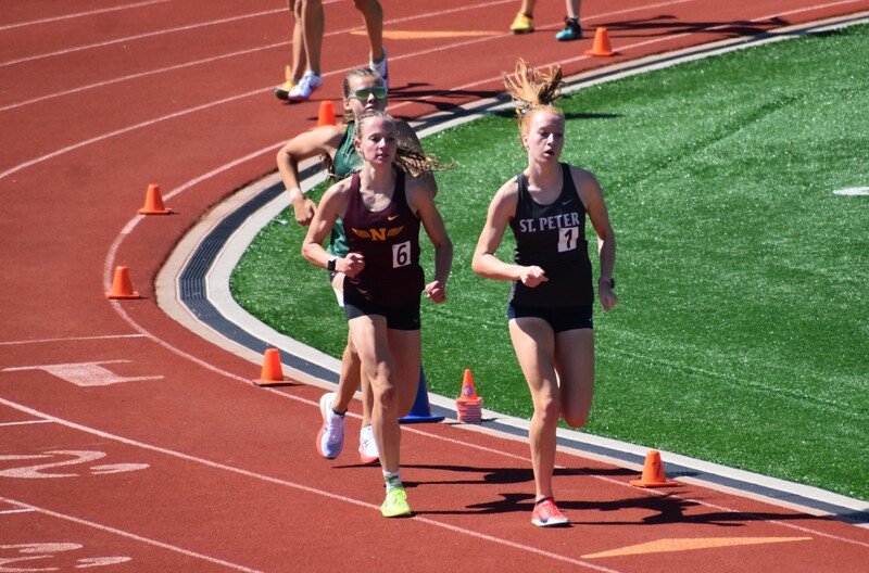 Keira Friedrich running the 1,600 meter run at state meet.