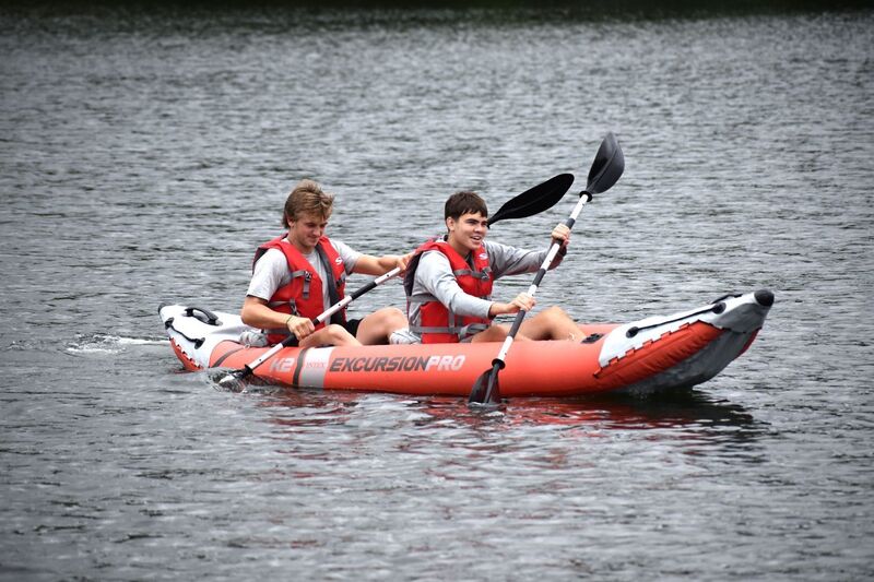 SPPS kayaking activity at Hallet's Pond