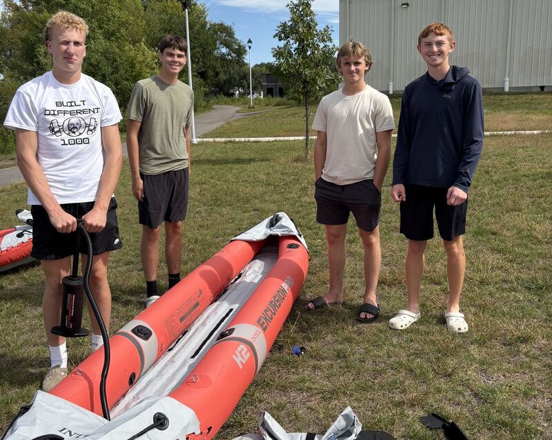 SPPS kayaking activity at Hallet's Pond