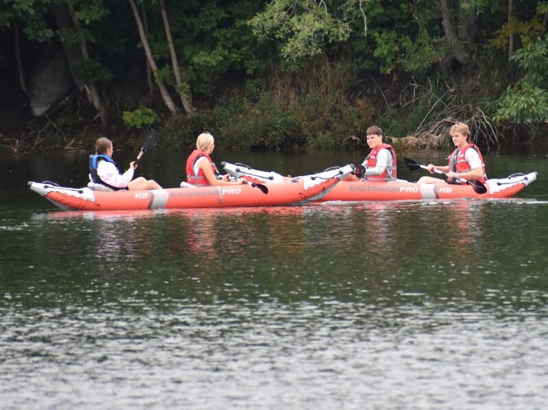 SPPS kayaking activity at Hallet's Pond