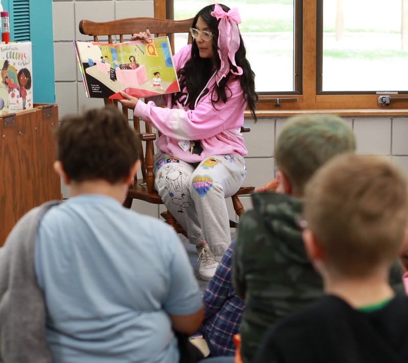 Guest reader at North