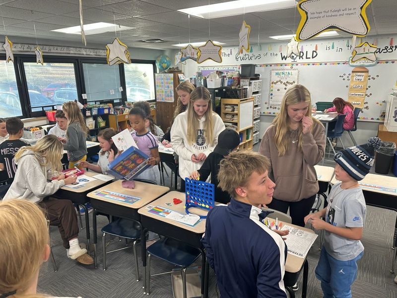 North students meet their SPHS penpals