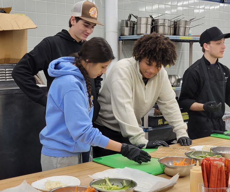 SPHS culinary students at SCC
