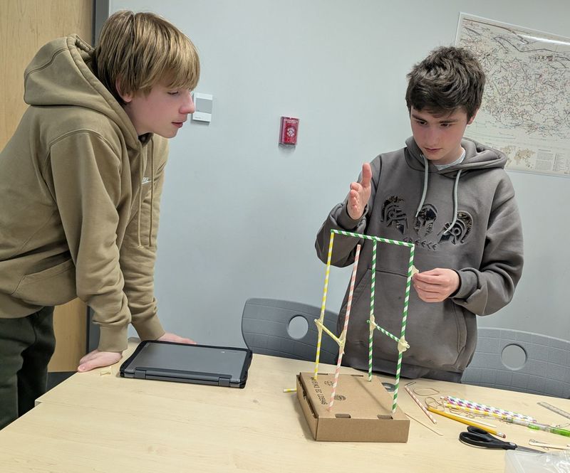 SPHS science class earthquake testing