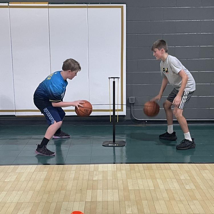 🏀