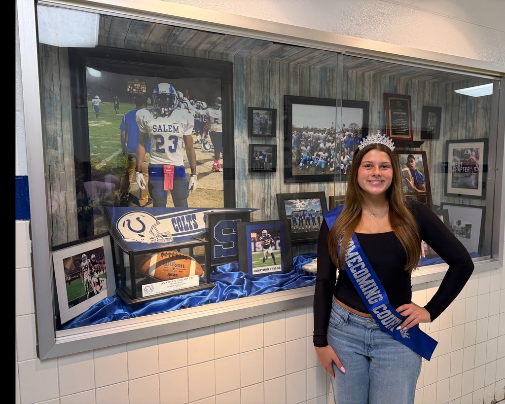Homecoming Queen Candidate Alyssa