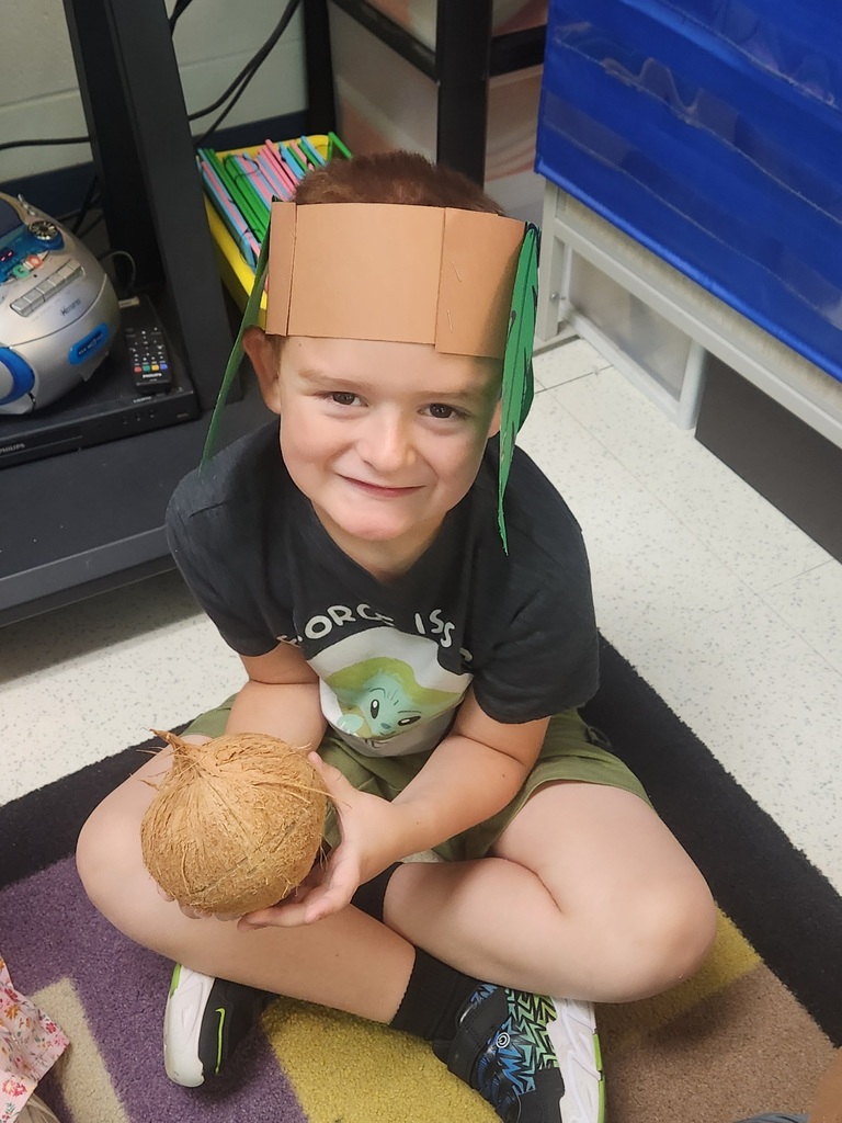 Kindergarten with Chicka-chicka-boom-boom activities