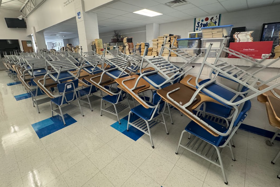 72 combo desk and chairs