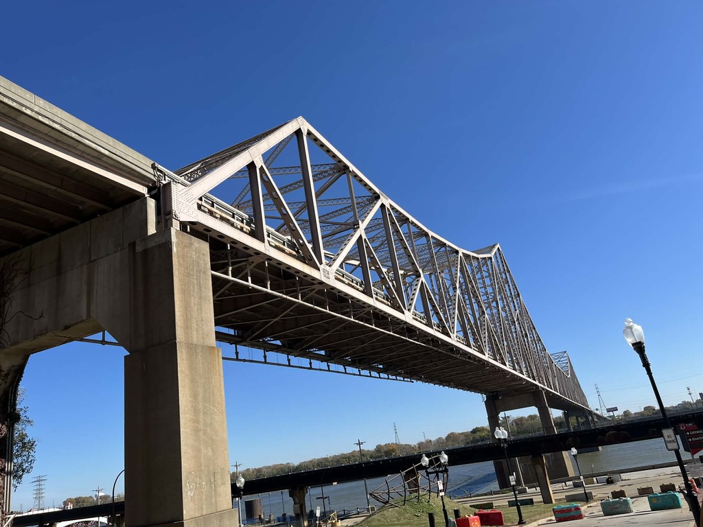 This is a picture of a bridge over the Mississippi.