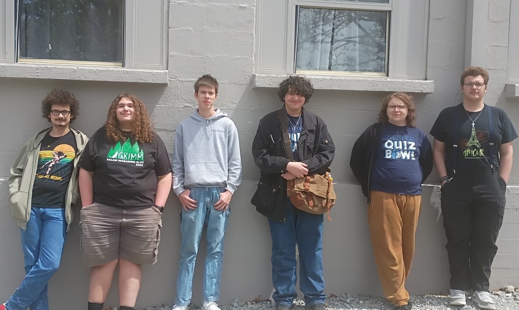 A group of students posing for a picture. 