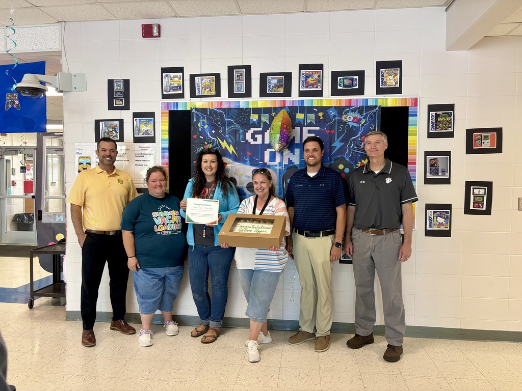 William Lynch and Salem Upper Elementary honored the Tier 3 Award of Excellence.