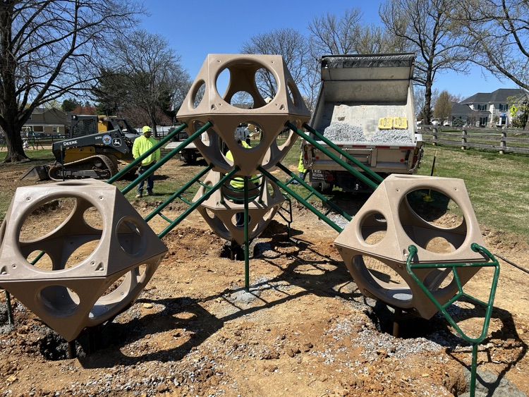 Installation of new playground equipment at Lindberg Park