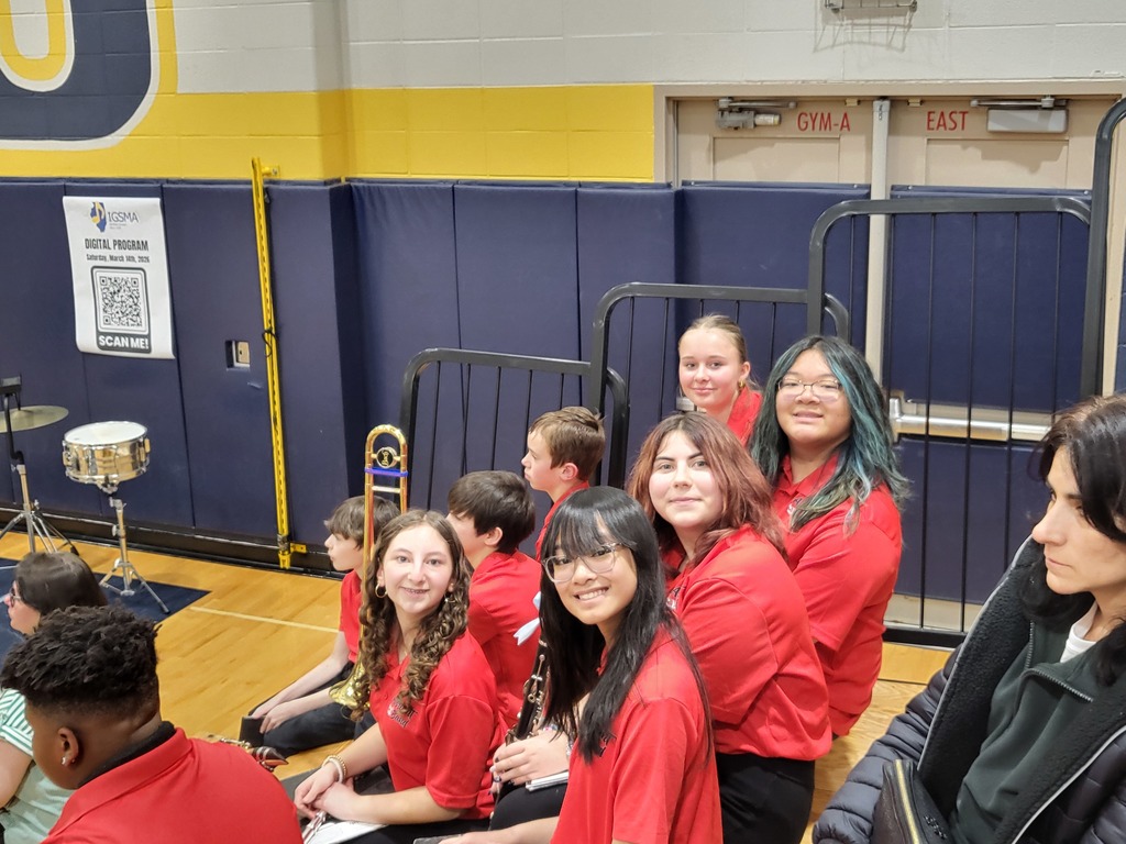 Albright band students listening to a performance