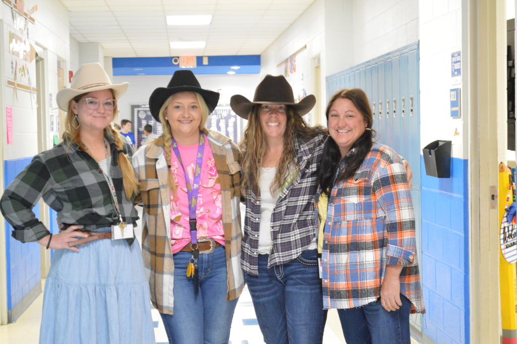 7th grade teachers have spirit too!