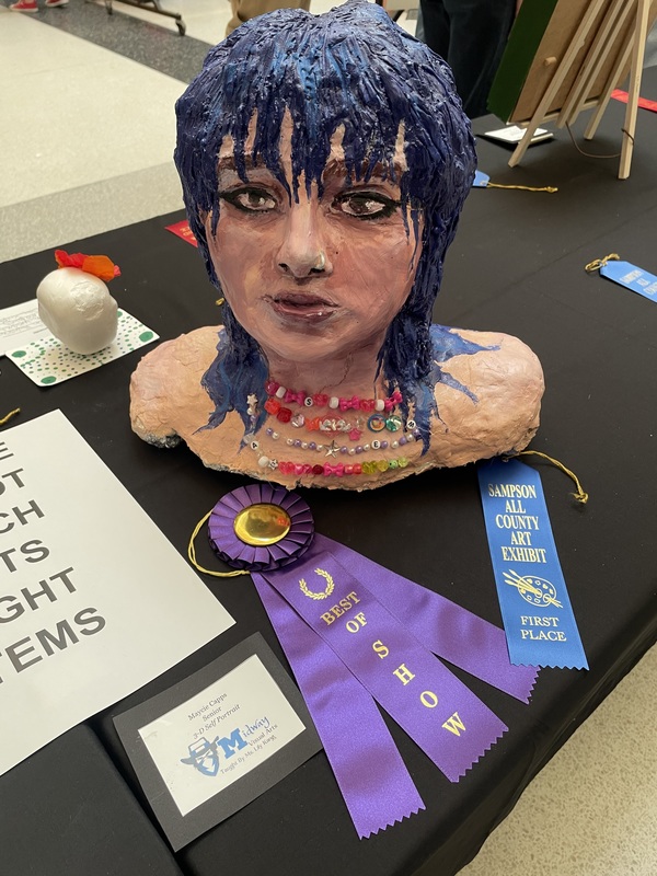 Award winning bust created by Maycie Capps