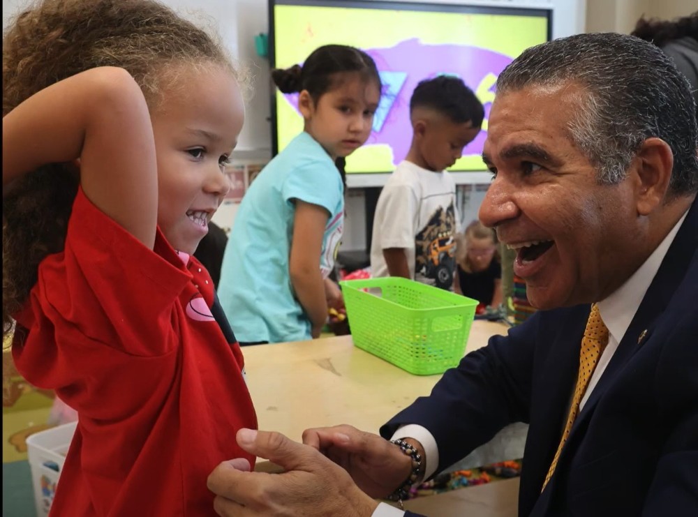 superintendent and student