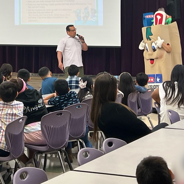HEB Buddy visits the school