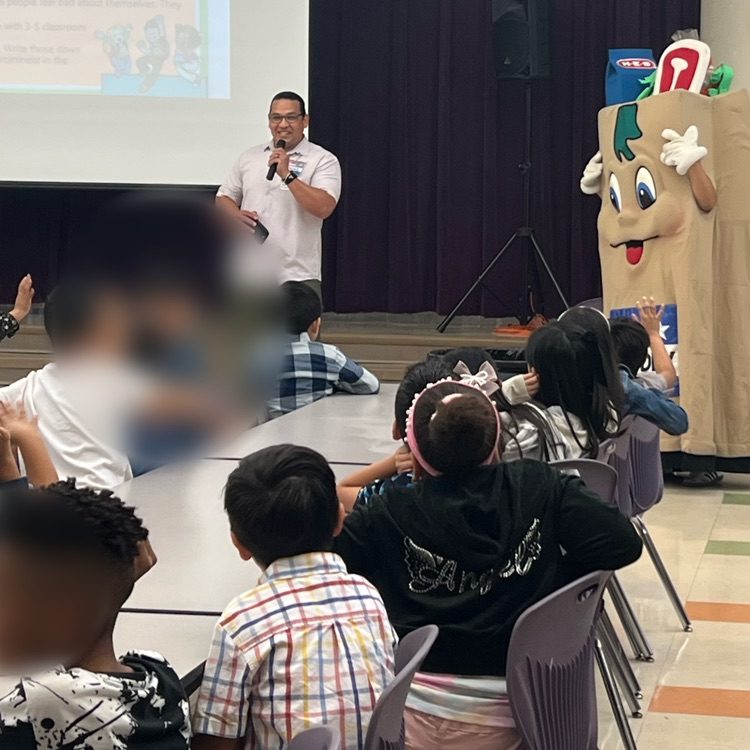 HEB Buddy visited the school