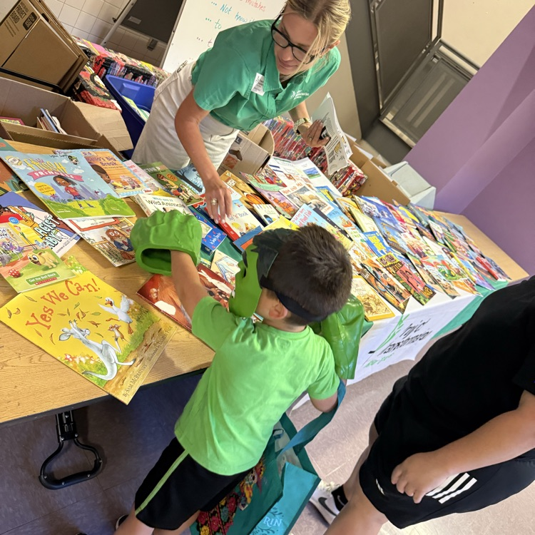 Project Transformation provided free books to every guest. 