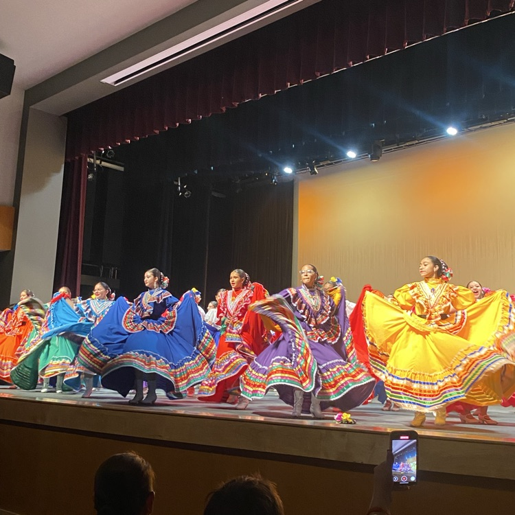 Folklorico