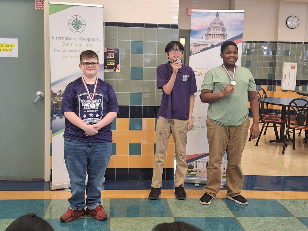 Three YMLA students received awards 