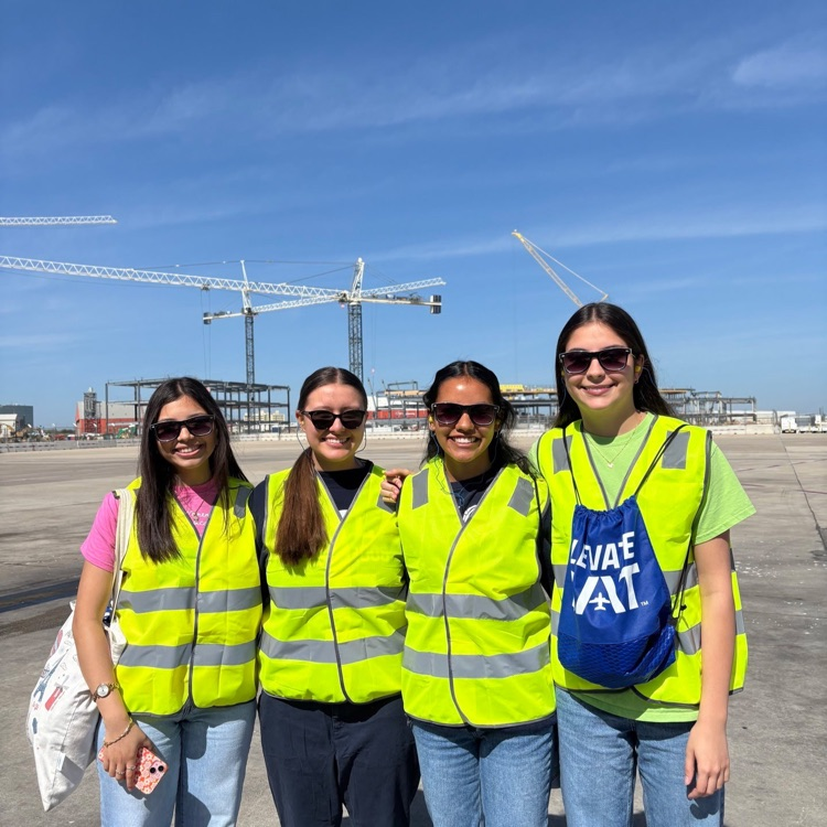 YWLA Transportation You at SA AIRPORT 