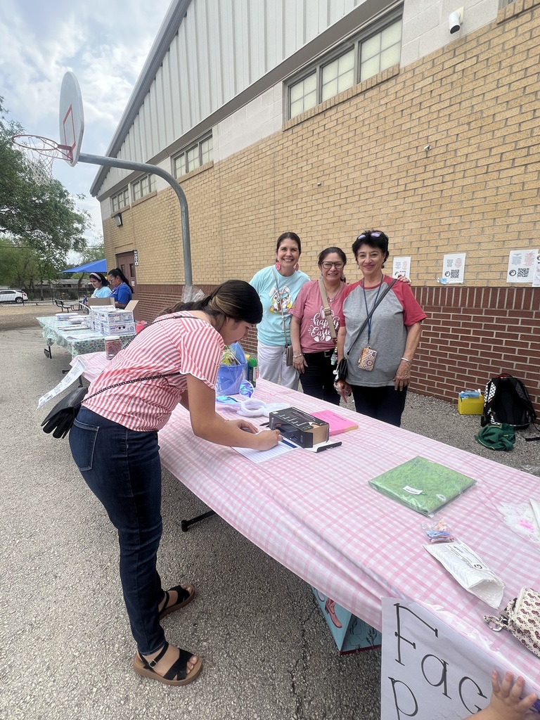 Ms. Hayden, CHapa & Hernandez