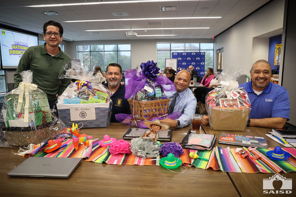 principles with gift baskets 