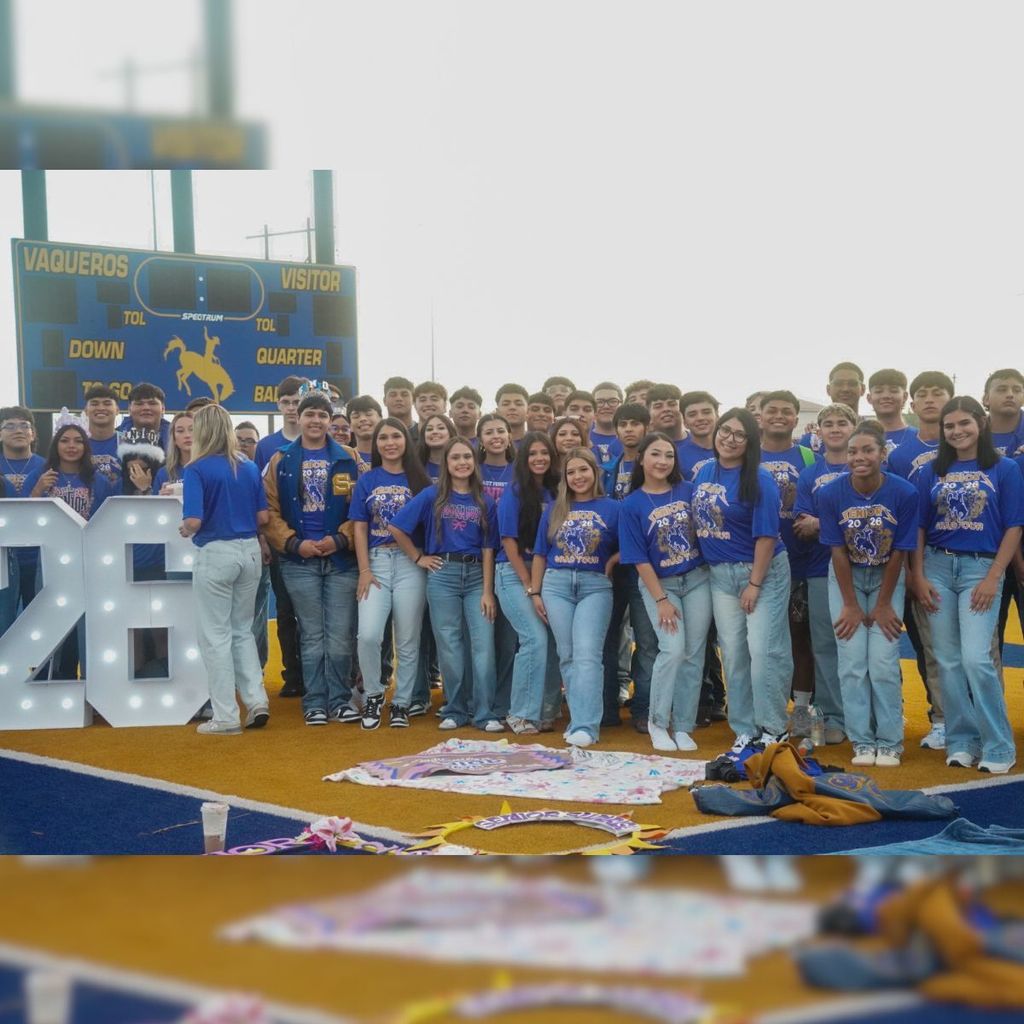 Seniors, class of 2026, at Senior Sunset