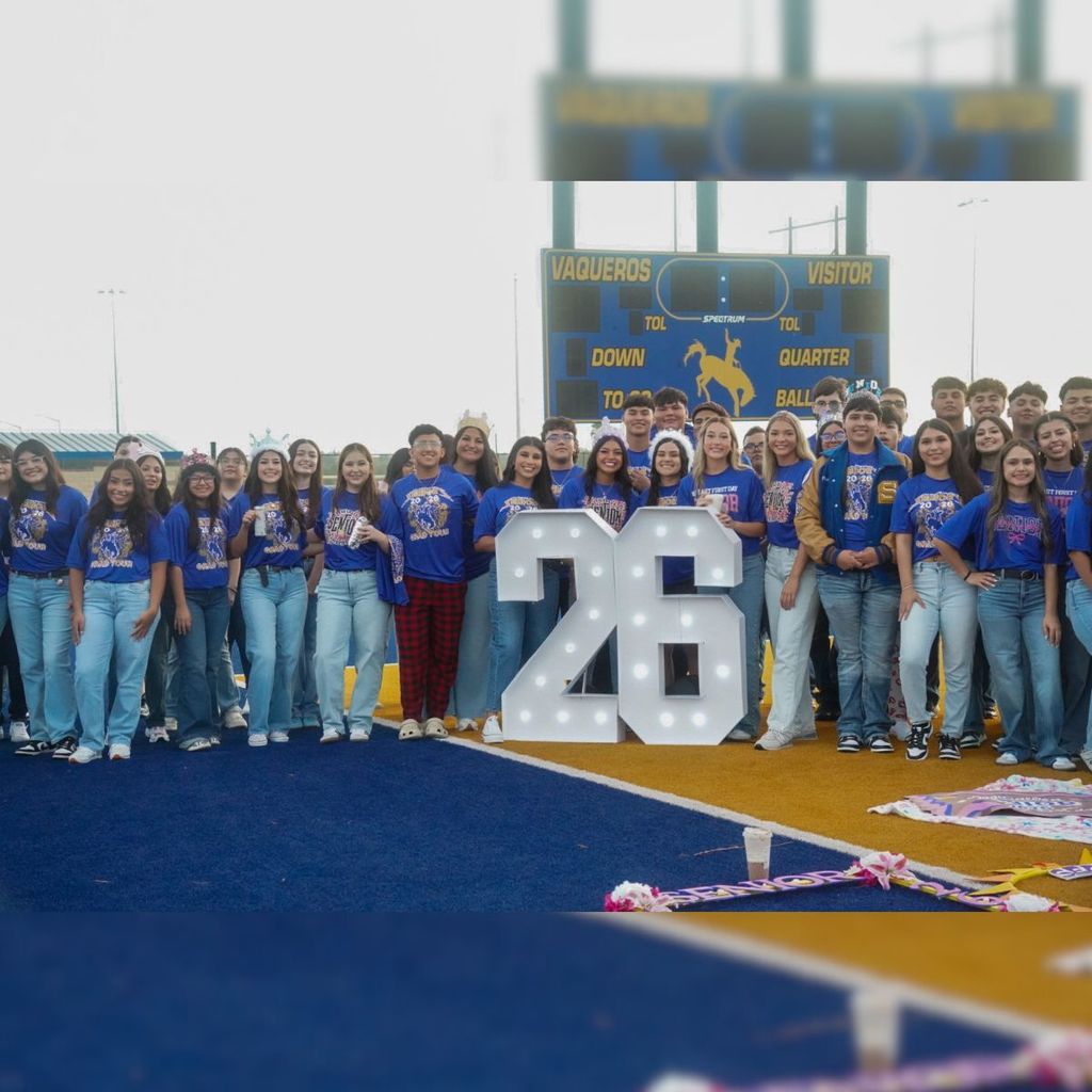 Seniors, class of 2026, at Senior Sunset