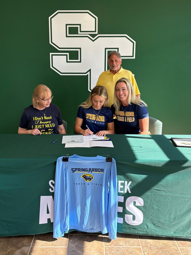 Victoria signing
