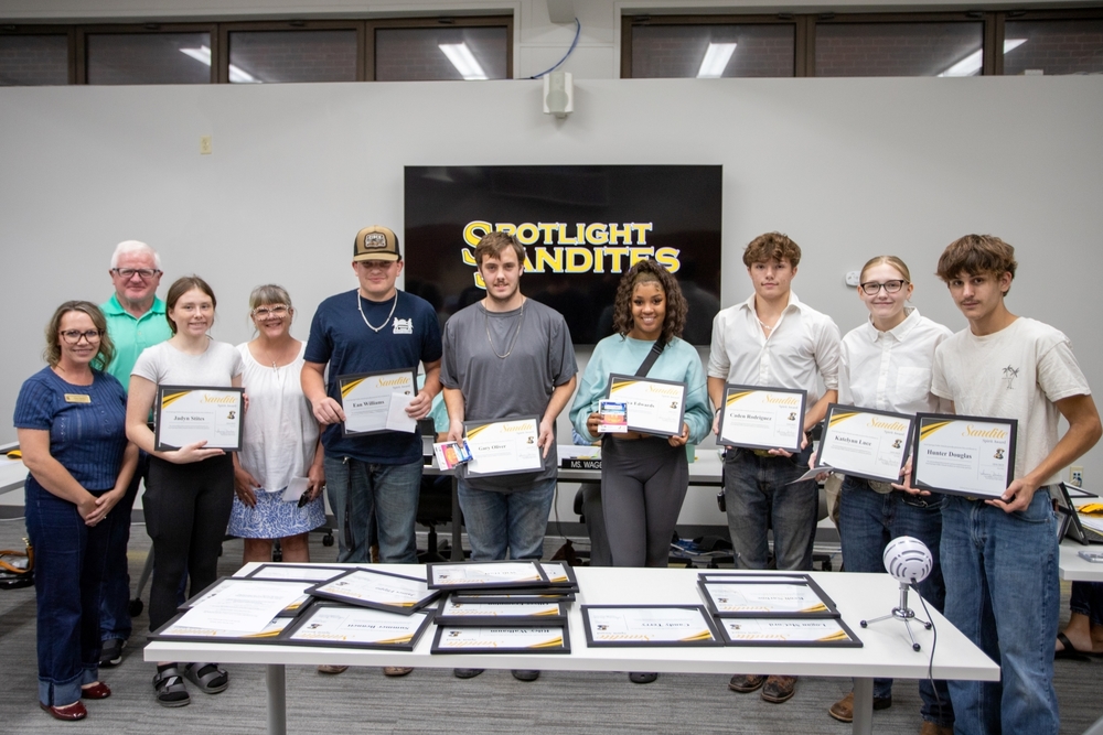 Group of Page Academy students holding certificates for Sandite Spirit Award