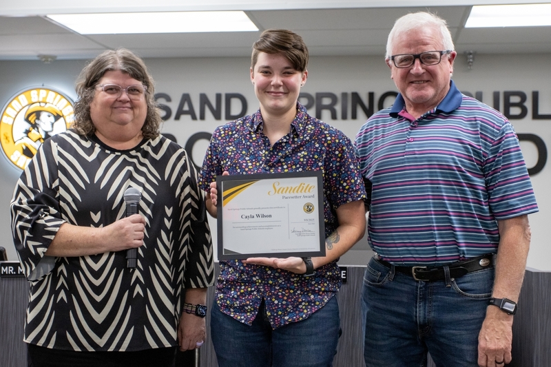 Cayla Wilson receives the Sandite Pacesetter Award