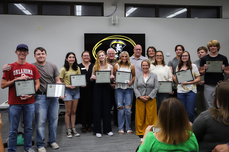 AP Scholars Receive Sandite Spirit Award