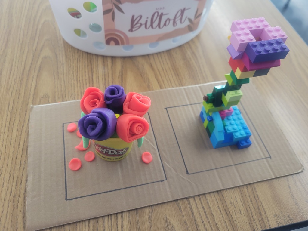 Valentine's Building Competition