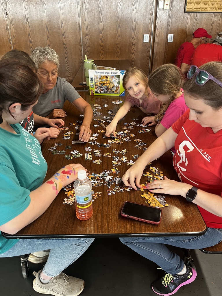 TeamMates puzzle and game party was so much fun!