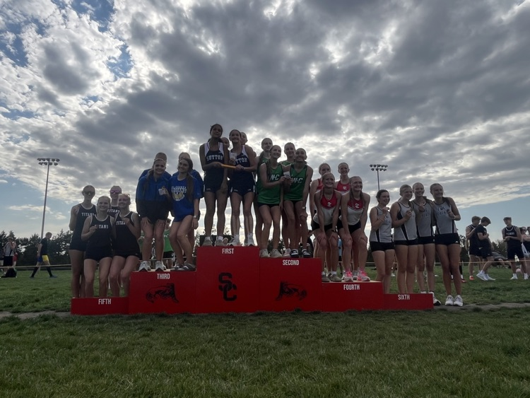 Girls 4 x 400