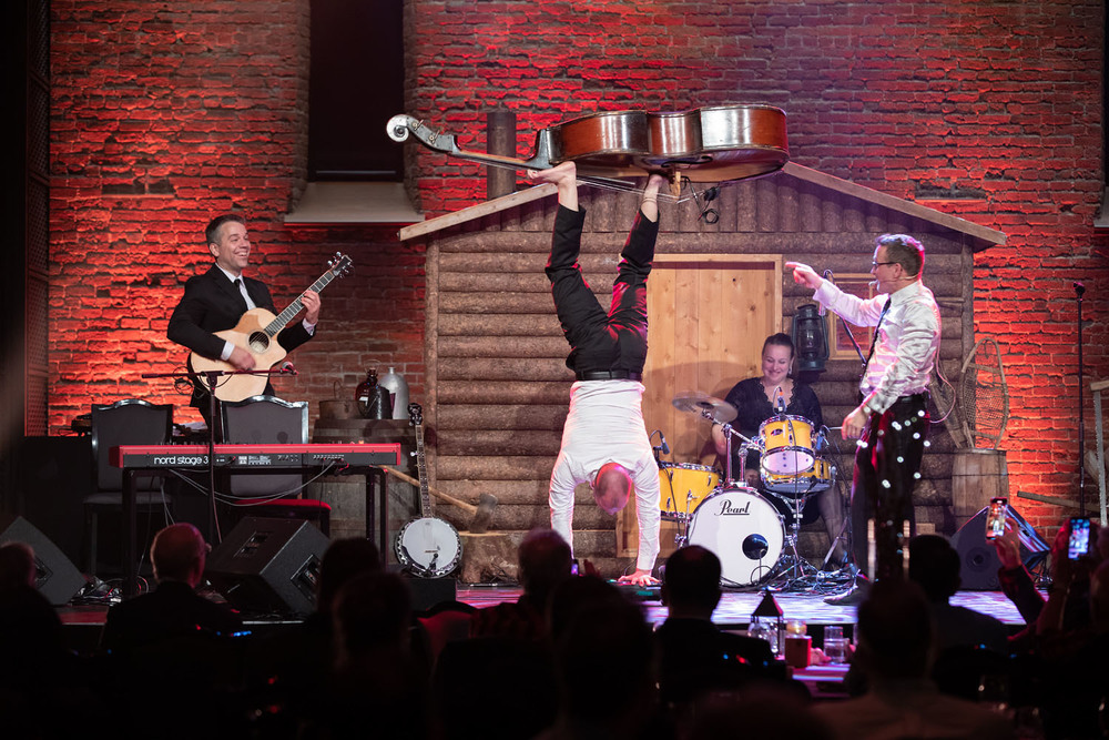 'Pandemonium Strings' takes the stage April 4