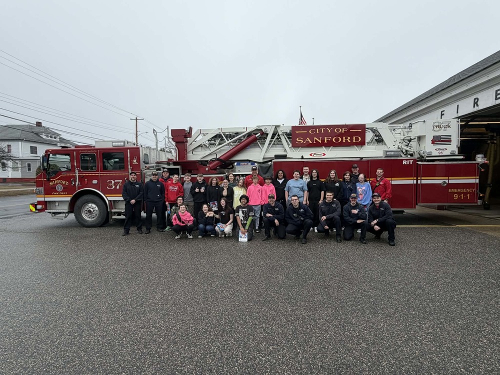 Sanford Middle School JMG students step outside the classroom for career exploration
