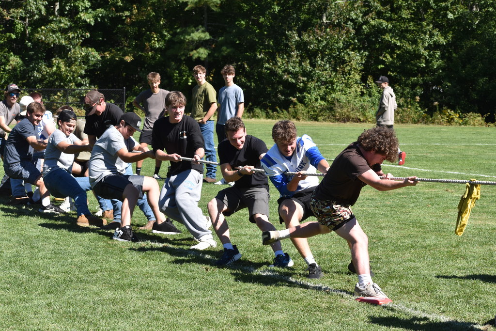 Sanford Regional Technical Center brought together students from all 8 of our partner schools for a fantastic day of outdoor fun and team building last Friday. Both our morning and afternoon students got to enjoy the beautiful weather, fresh air, and some friendly competition!