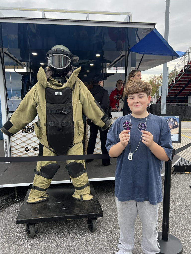 https://wgme.com/news/local/sanford-students-learn-about-navy-careers-through-virtual-reality-maine-high-school-education
