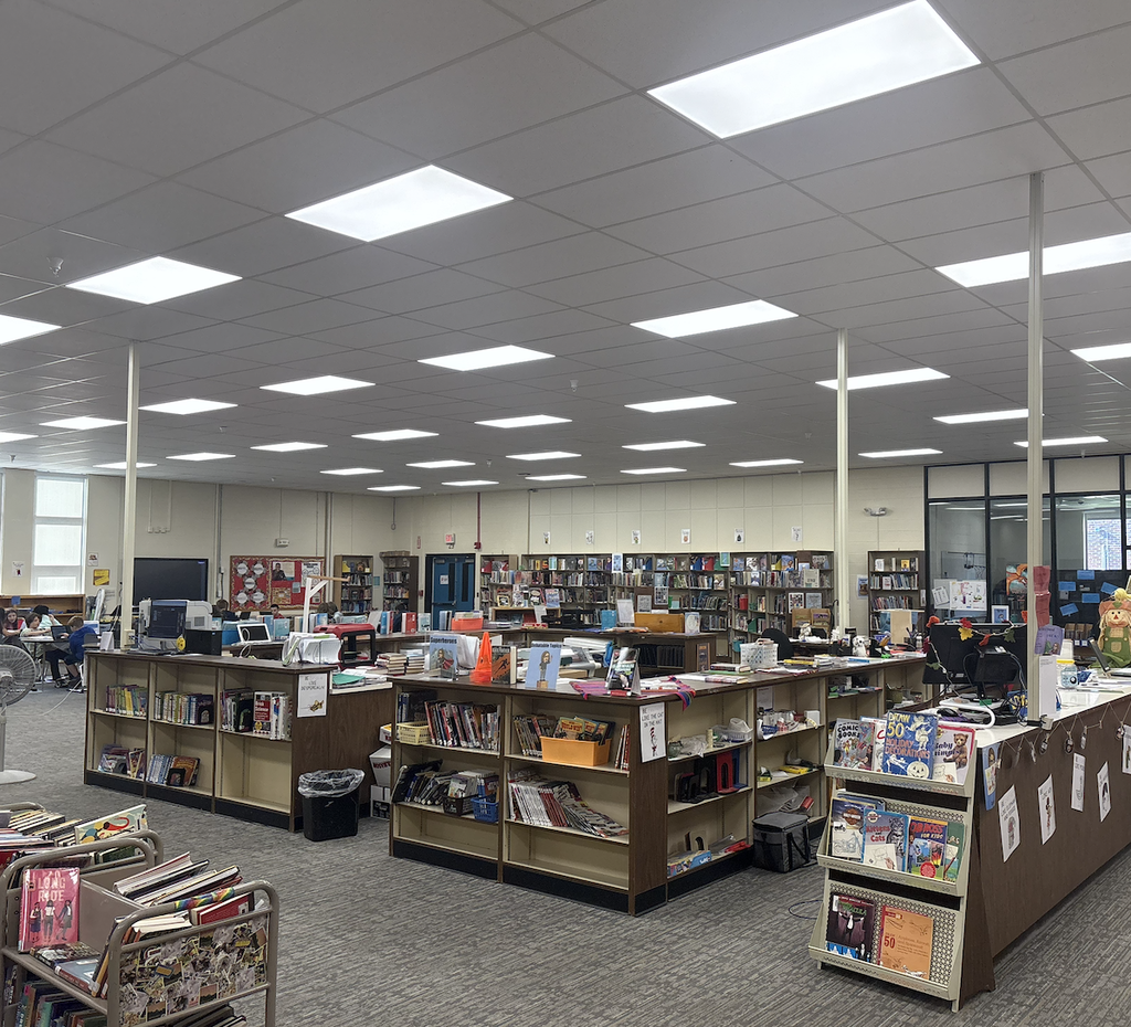 From painting fresh blue hallways on the first floor of Carl J. Lamb to upgrading the lights in Sanford Middle School's library, our custodial team did amazing work preparing our schools for the new year! Today, October 2, is National Custodian Appreciation Day—the perfect time to thank them for their tireless dedication to our students. Learn more about everything they accomplished here: https://www.sanford.org/article/2461078