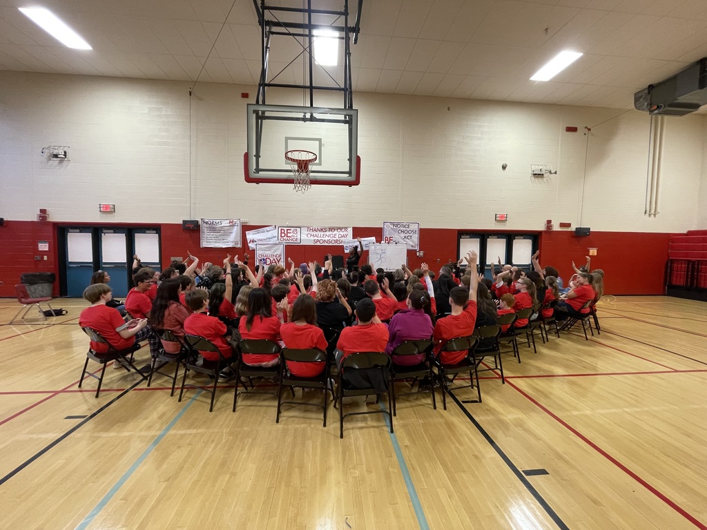 Sanford Middle School 7th graders had an amazing time at Challenge Days on October 27th and 28th! Through teambuilding activities and meaningful discussions, students learned about empathy, kindness, and standing up against bullying. A huge thank you to our teachers, counselors, social workers, parent volunteers, local business donors, and PTA members who made this special event possible. Together, we're building a stronger, more compassionate school community!