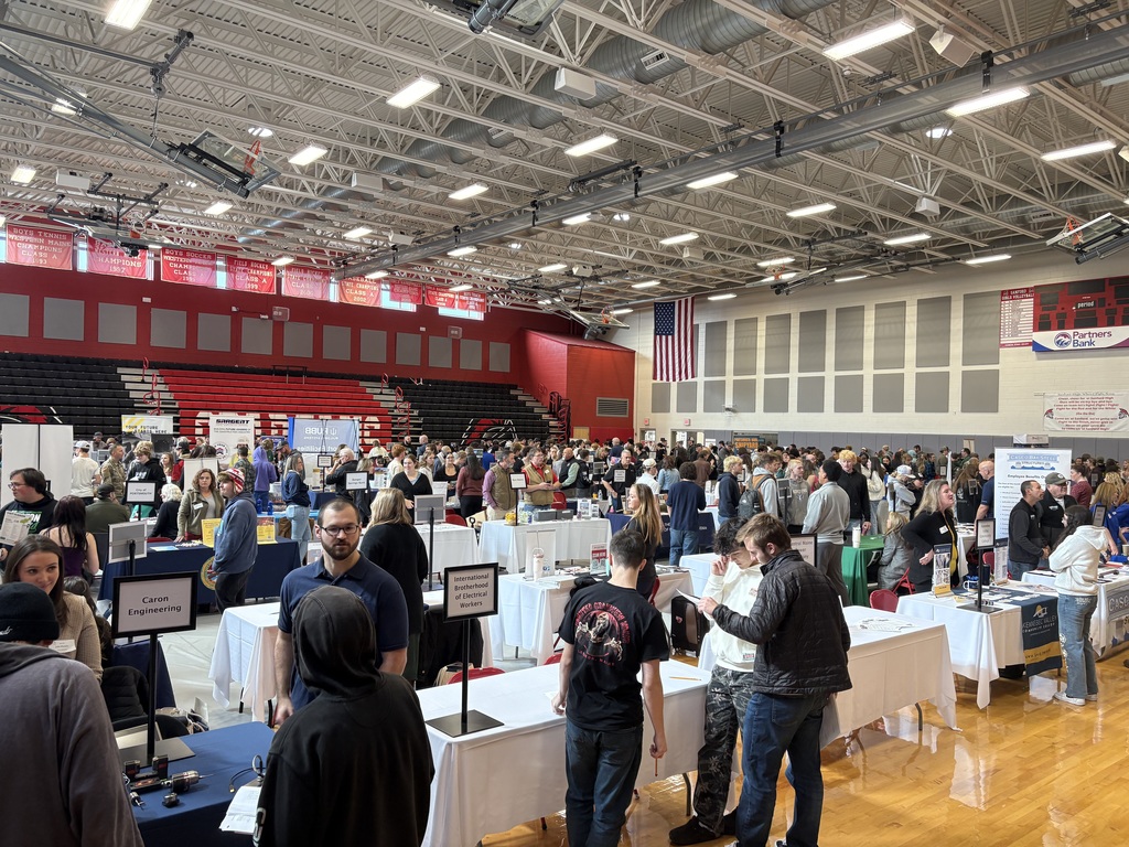 📚 What an amazing day at our College and Career Fair! 📚 Thank you to all our juniors and seniors who came out today to explore their future! 🎓 We were thrilled to welcome over 40 colleges and universities, 50+ local companies and organizations, and representatives from the Armed Services to our Competition Gym.