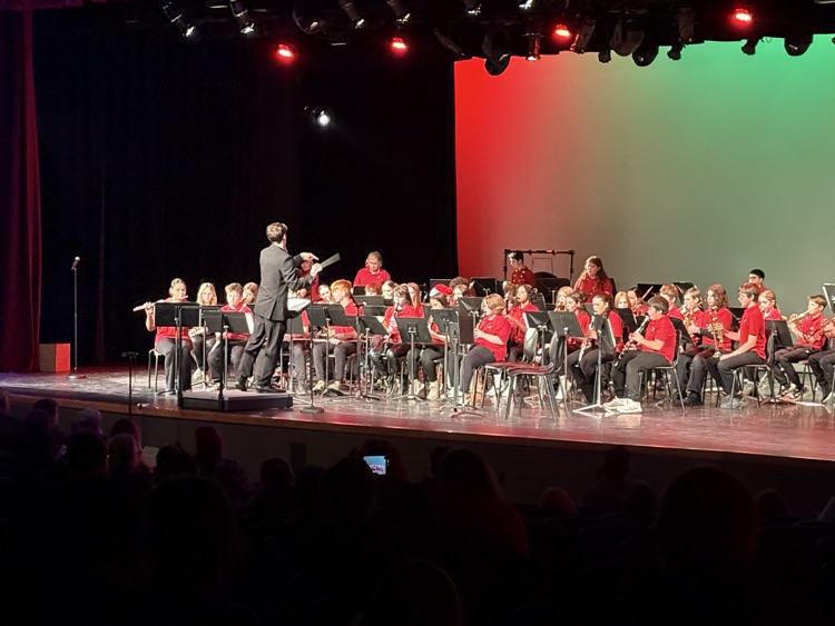 Tonight's 7th and 8th grade winter concert is a hit!