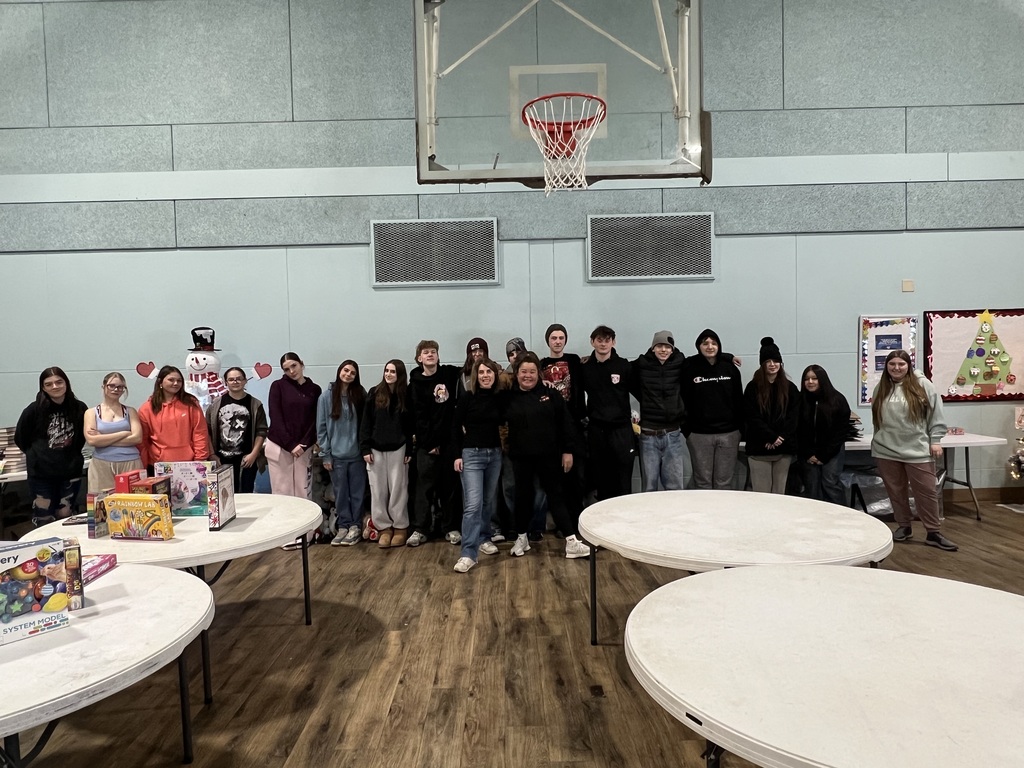 We're so proud of our Sanford Middle School and Sanford High School JMG students who volunteered with Toys for Tots on December 11th and 12th! On December 11th, our 7th graders teamed up with high school students to load in, count, and sort thousands of toys, getting everything organized for distribution. On December 12th, our 8th graders helped families shop for toys, making the experience welcoming and special for everyone involved. This annual volunteer effort is always a wonderful opportunity for our students to serve their community and gain perspective on the needs of their neighbors during the holiday season. Thank you to all our JMG students for your hard work