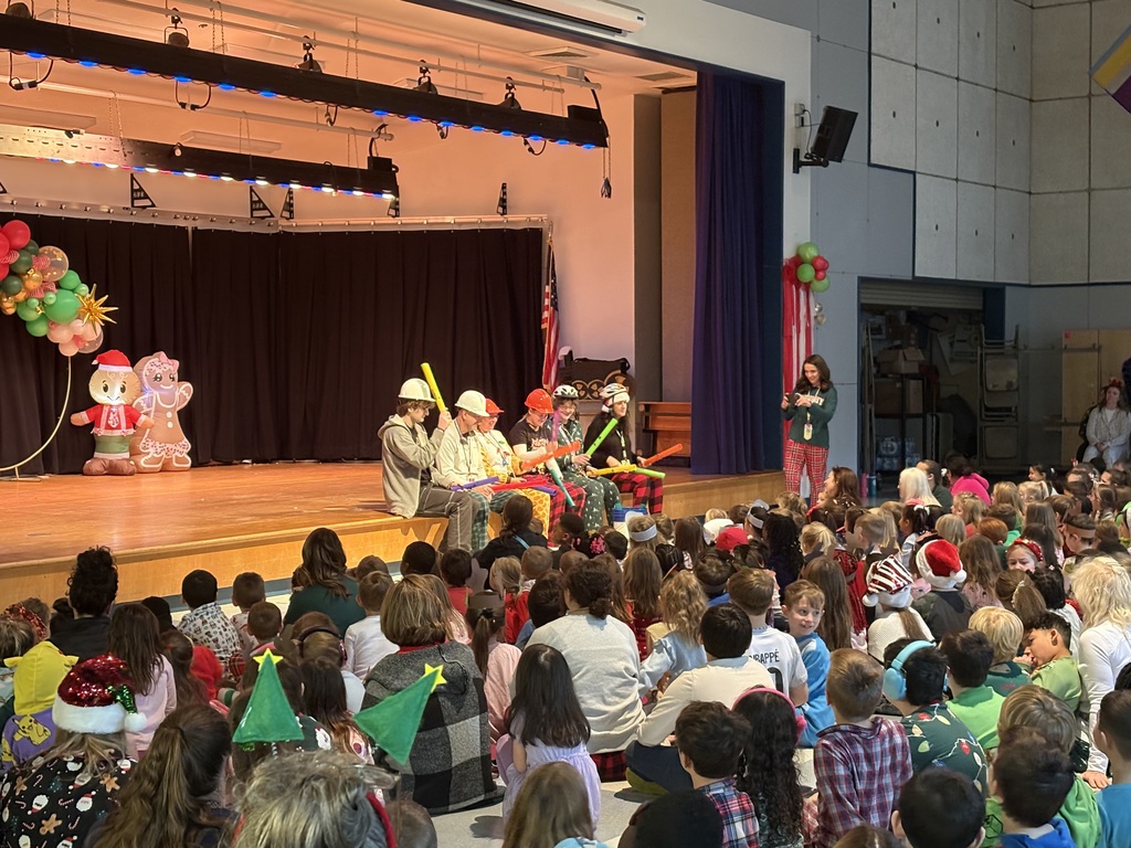 Carl J. Lamb Elementary came alive with holiday spirit the day before winter break as students, teachers and staff took the stage for their annual Holiday Classic Variety Show!