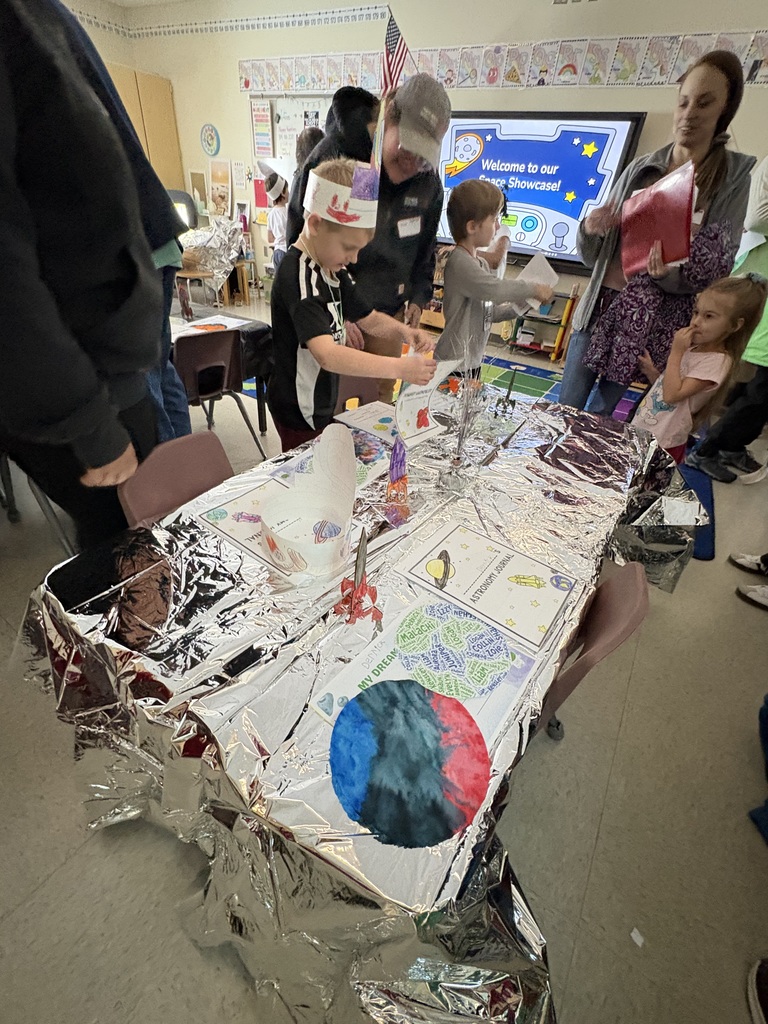 Our PreK pups invited into their family members this afternoon for their third learning showcase. The students took the lead as they taught their guests all of their new learning during center time.